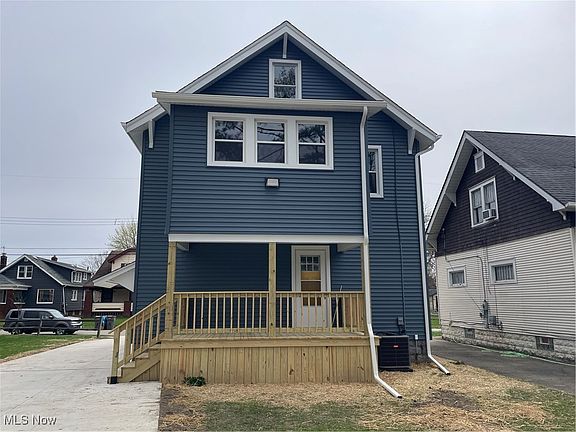 4th image of 734 W La Clede Ave