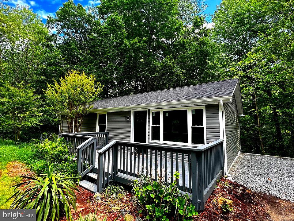 1st image of 219 Helena Dr