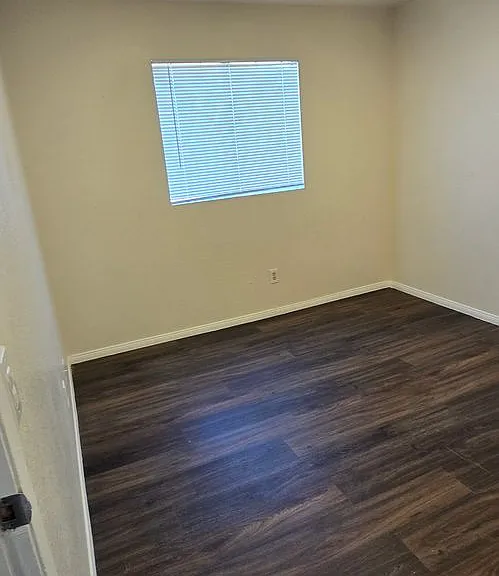 1405 E Lynwood Dr — Photo 8