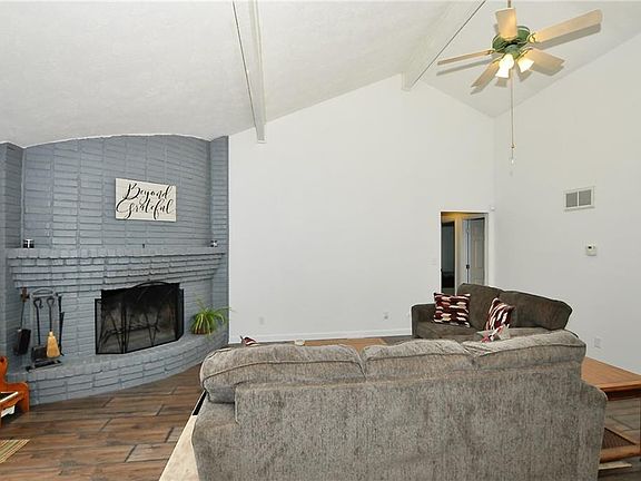 5th image of 4630 Whirlaway Dr