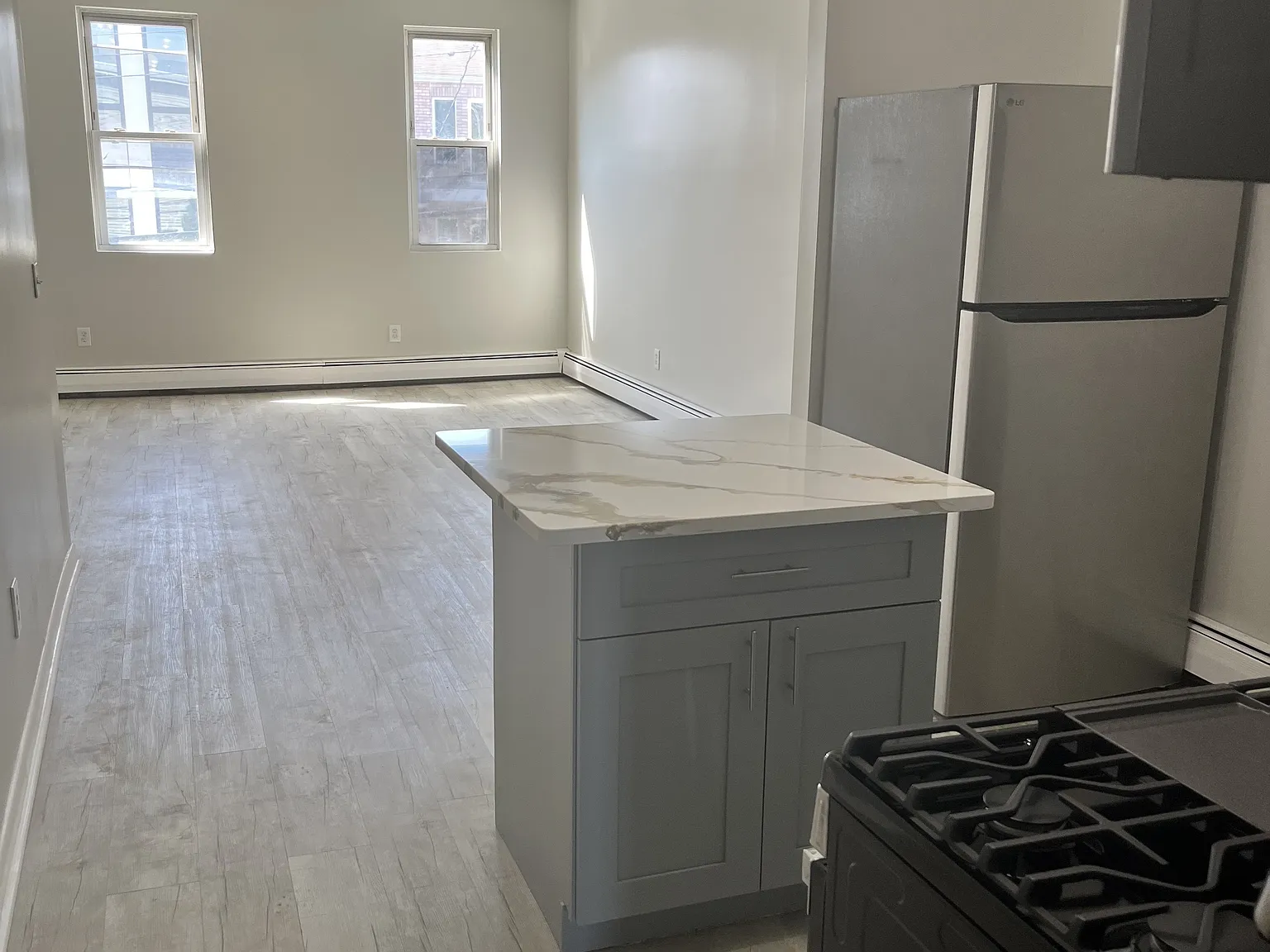 1 bed, 700 sqft, $2,200 — Photo 4