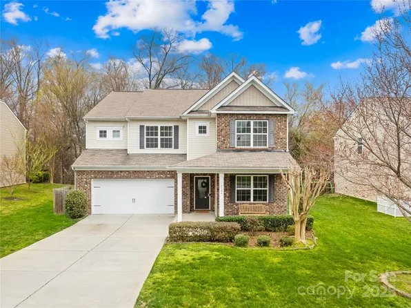 6126 Castlecove Rd, Charlotte, NC 28278