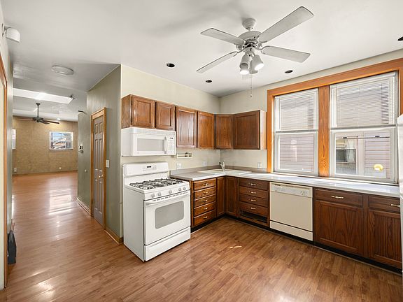 5th image of 2812 Ridgeland Ave