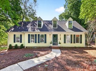 401 Kingsley Dr, Charlotte, NC 28270