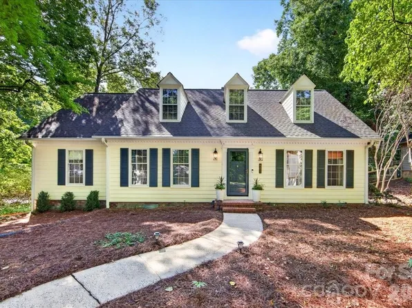 401 Kingsley Dr, Charlotte, NC 28270