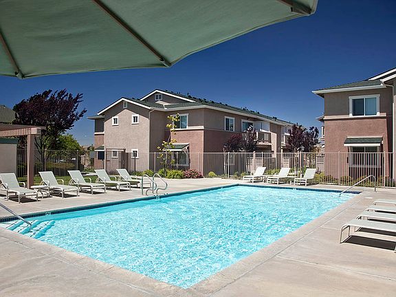 2nd image of 4036 Cedarhurst Dr #4036-206