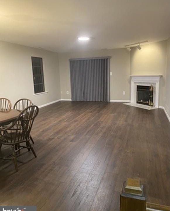 1st image of 213 Allens Ln