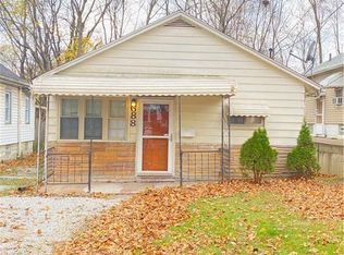 688 Roscoe Ave, Akron, OH 44306