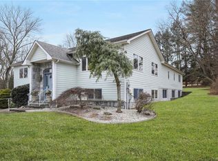 205 California Rd, Yorktown Heights, NY 10598