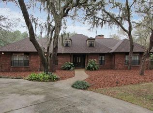 2529 Victarra Cir, Lutz, FL 33559