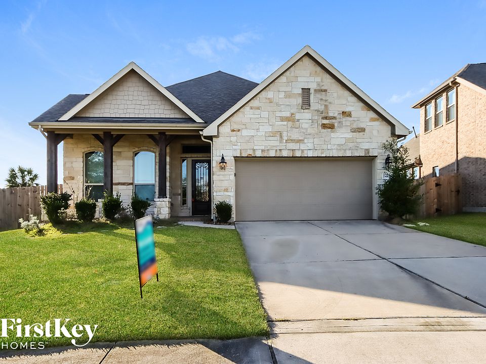 1st image of 24107 Newberry Bend Dr