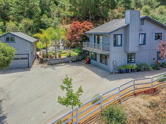 3rd image of 577 Carr Ave