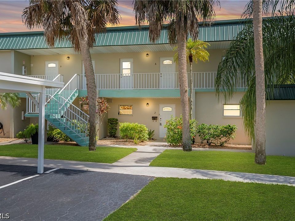 1st image of 1715 Golf Club Dr APT 2