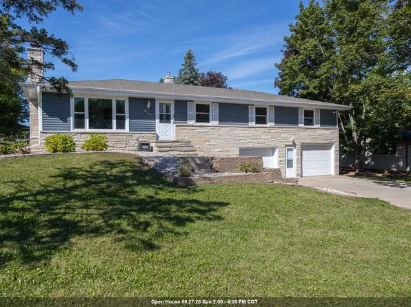 819 Giese St, Hortonville, WI 54944
