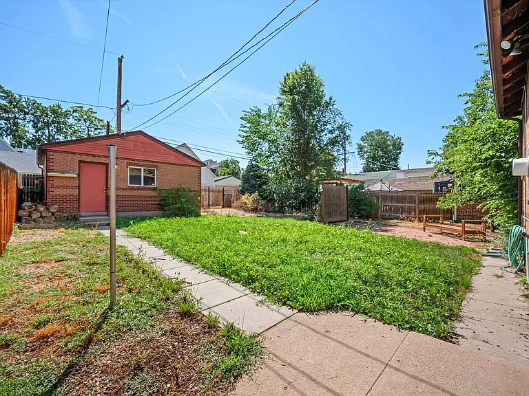 1644 S Grant St — Photo 26