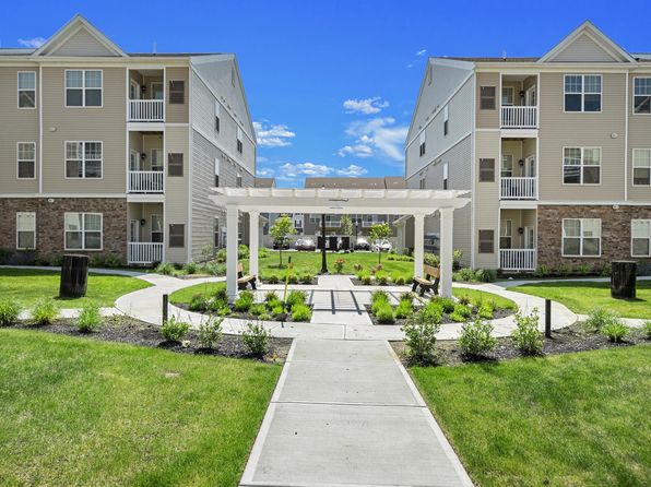 302 Barrington Ct #12-224