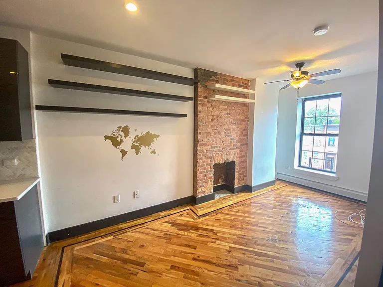 78 Somers St #3 — Photo 3