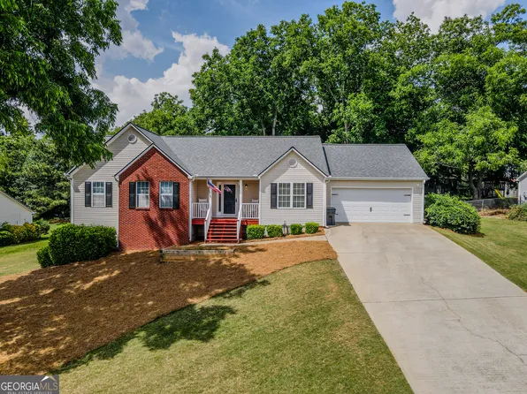2990 Hampton Valley Dr, Loganville, GA 30052