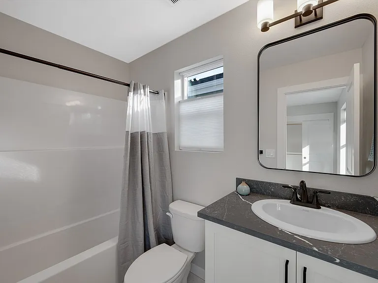 Brand New Newberg Homes- Up to 1 Month Free! — Photo 49
