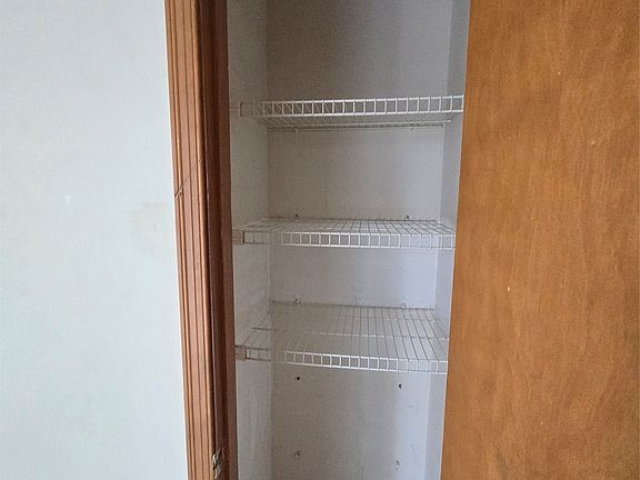 4th image of 3444 Wickham Rd
