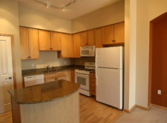 3rd image of 500 E Grant St APT 2503
