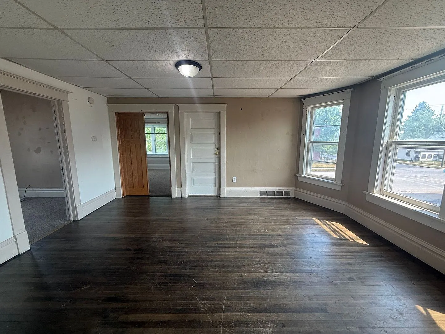 834 S 3rd Avenue — Photo 3