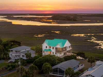 1676 E Ashley Ave, Folly Beach, SC, 29439
