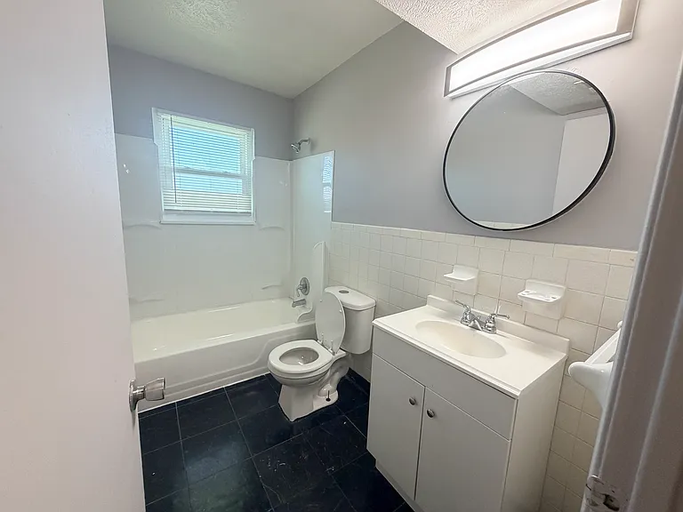3335 Breckenridge Ln #1 — Photo 2