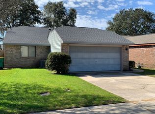 360 Evergreen Ave, Niceville, FL 32578