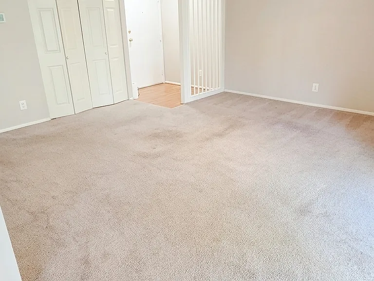 220 Timber Trl — Photo 2