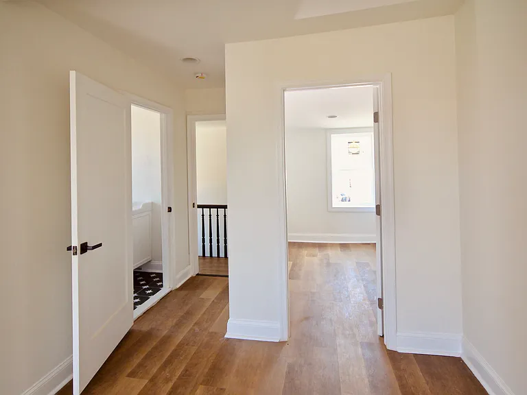 25 N Chester St — Photo 4