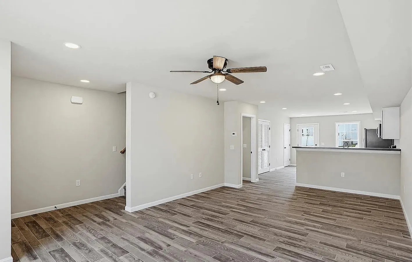 3 bed, 2.5 bath, 1429 sqft, $2,250 — Photo 1