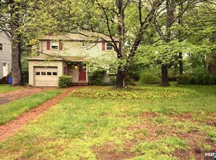 79 Buff Rd, Tenafly, NJ 07670
