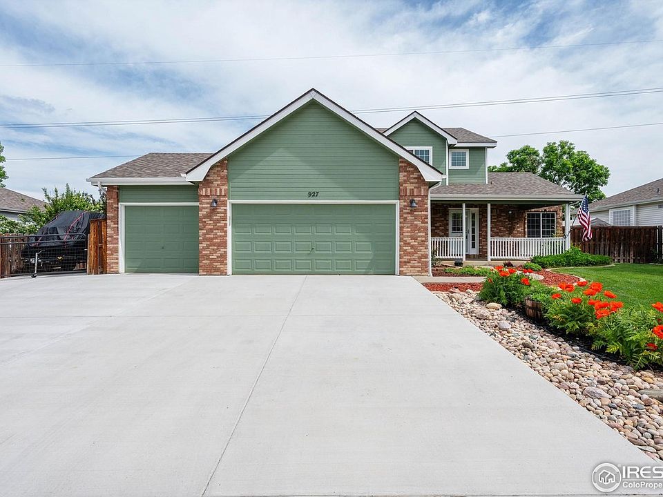 1st image of 927 Wisteria Dr