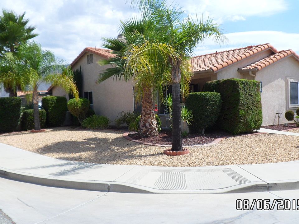1st image of 539 Reposo St