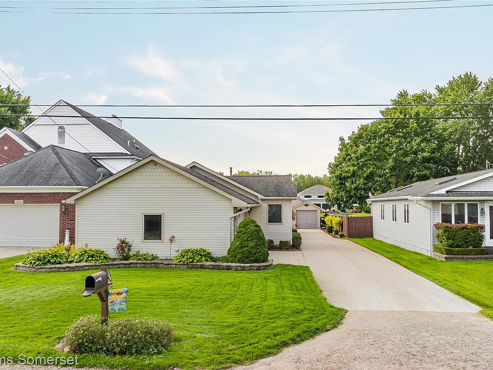 32880 Killewald St, photo 3