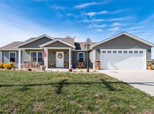 405 Bandyville Rd, Herrin, IL 62948