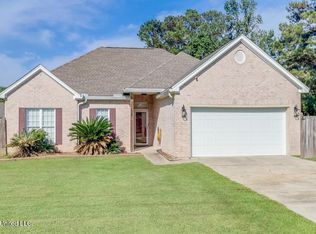 10124 Skyhawk Ct, Biloxi, MS 39532