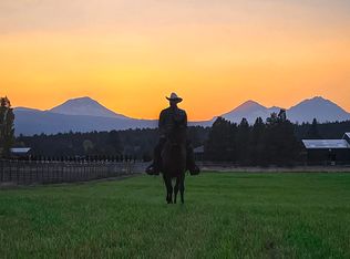 18425 Pinehurst Rd, Bend, OR 97703