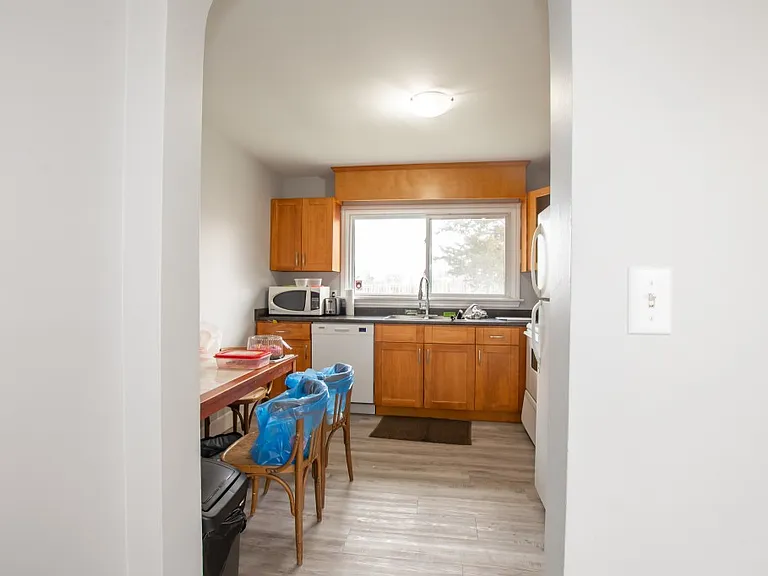 129 Jacobson Ave #1 — Photo 7