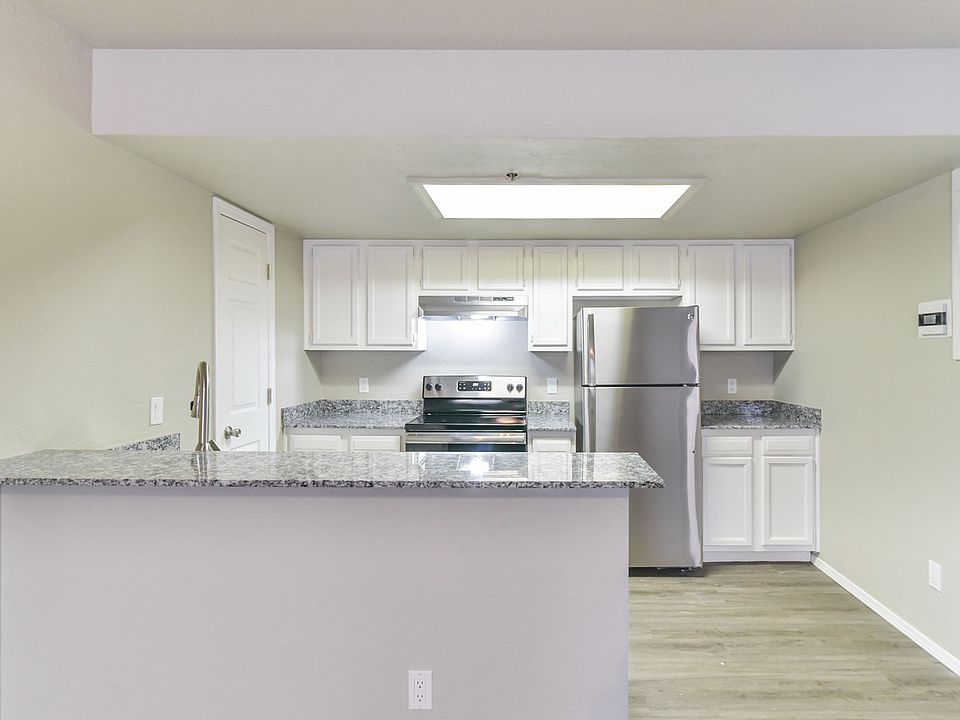 The Breighton on Paseo Apartment Rentals - Oklahoma City, OK | Zillow