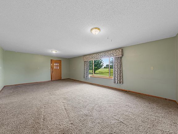 5th image of 13454 750th St