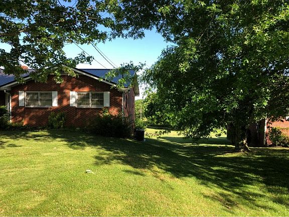 5th image of 111 Mountain View Cir