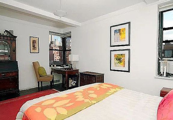 4th image of 200 W 20th St APT 808