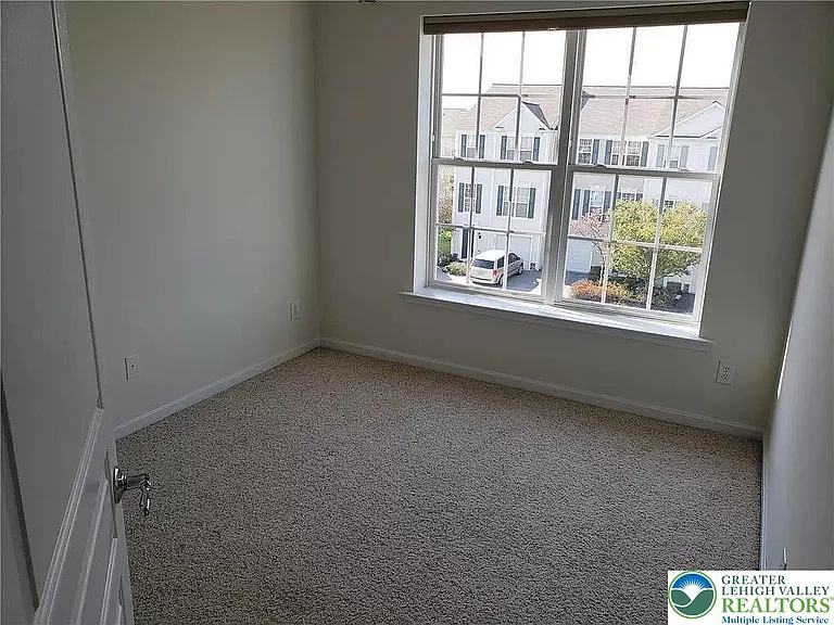 8486 Putnam Ct — Photo 20