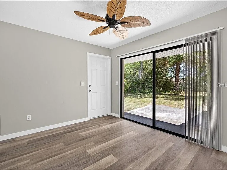 8 Blare Dr — Photo 14