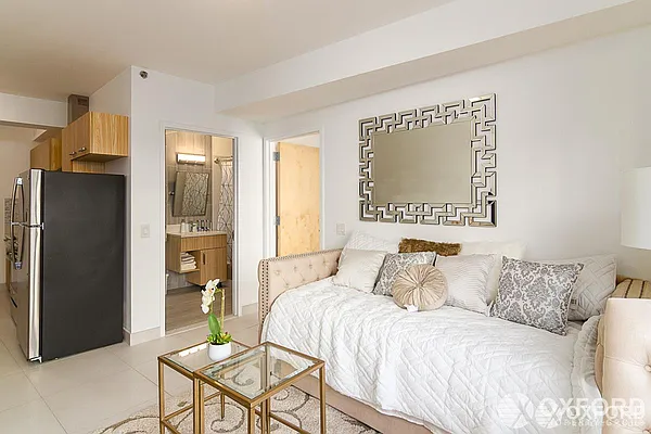 Rented by Oxford Property Group | media 4