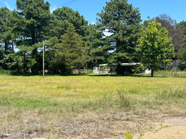 888 Highway 35 S, Holcomb, MS 38940
