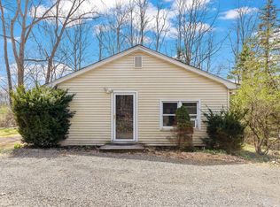 22 Bel Air Dr, Rhinebeck, NY 12572
