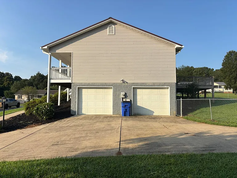 352 Shady Hollow Cir SE — Photo 4